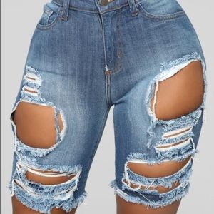 Fashion Nova Khloe Shorts (Never Worn)